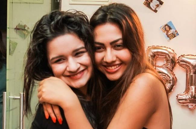 Reem Sheikh Receives A Surprise Birthday Party From Brother And Bff Avneet Kaur Tvglobe 
